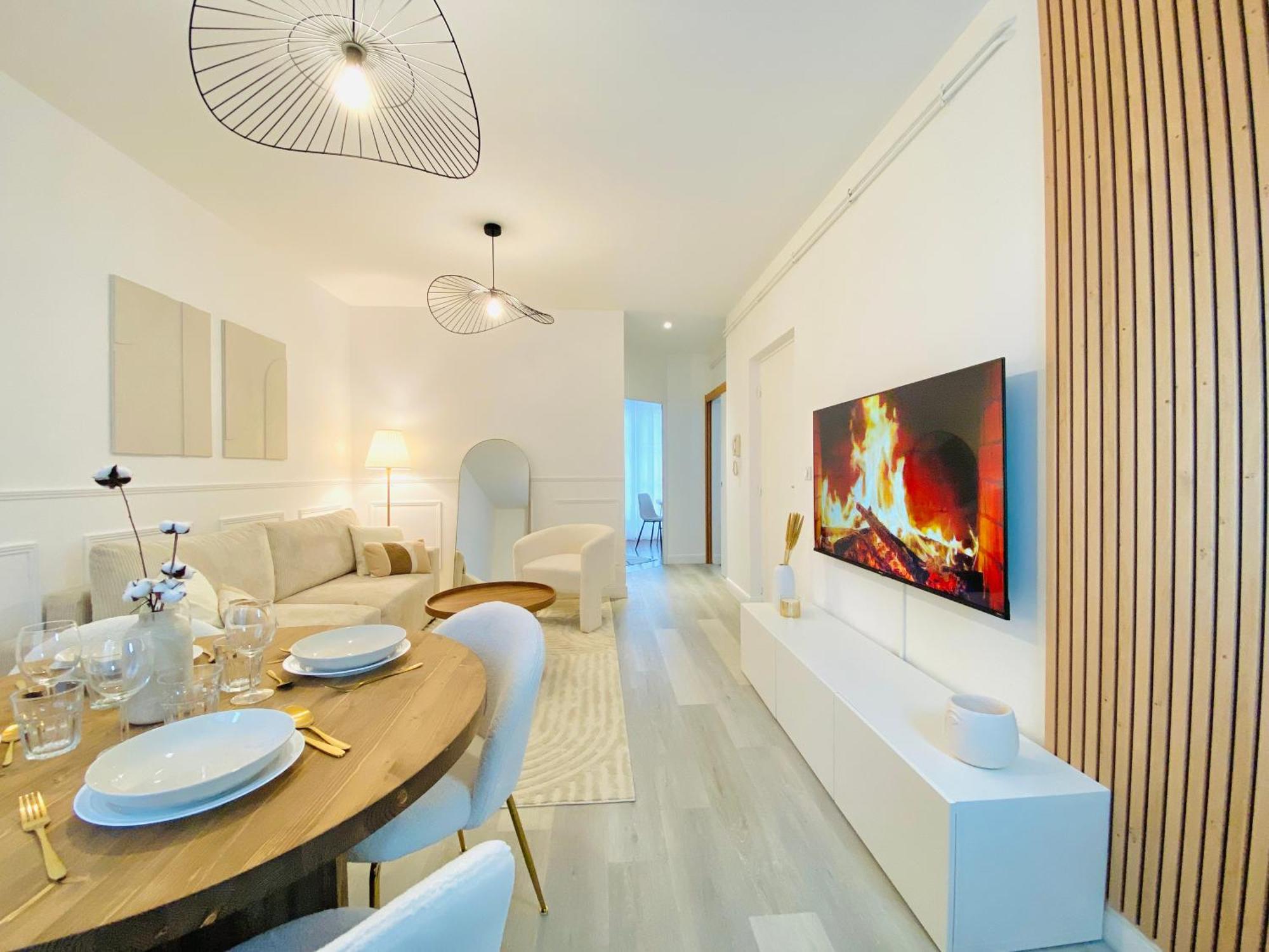 Le Subtil - Best Keys - Elegance & Confort - 2 Chambres Separees - Lit Queen Size - Smart Tv Netflix - Entre Gare & Centre Ville - A 1H De Paris - Wifi Fibre - Check-In Autonome Sens Extérieur photo